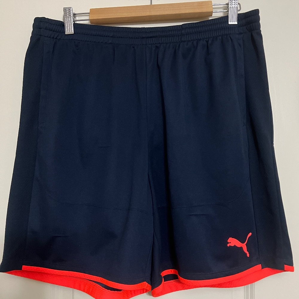 New Puma EVOTRG running shorts Mens XL - Navy Blue
